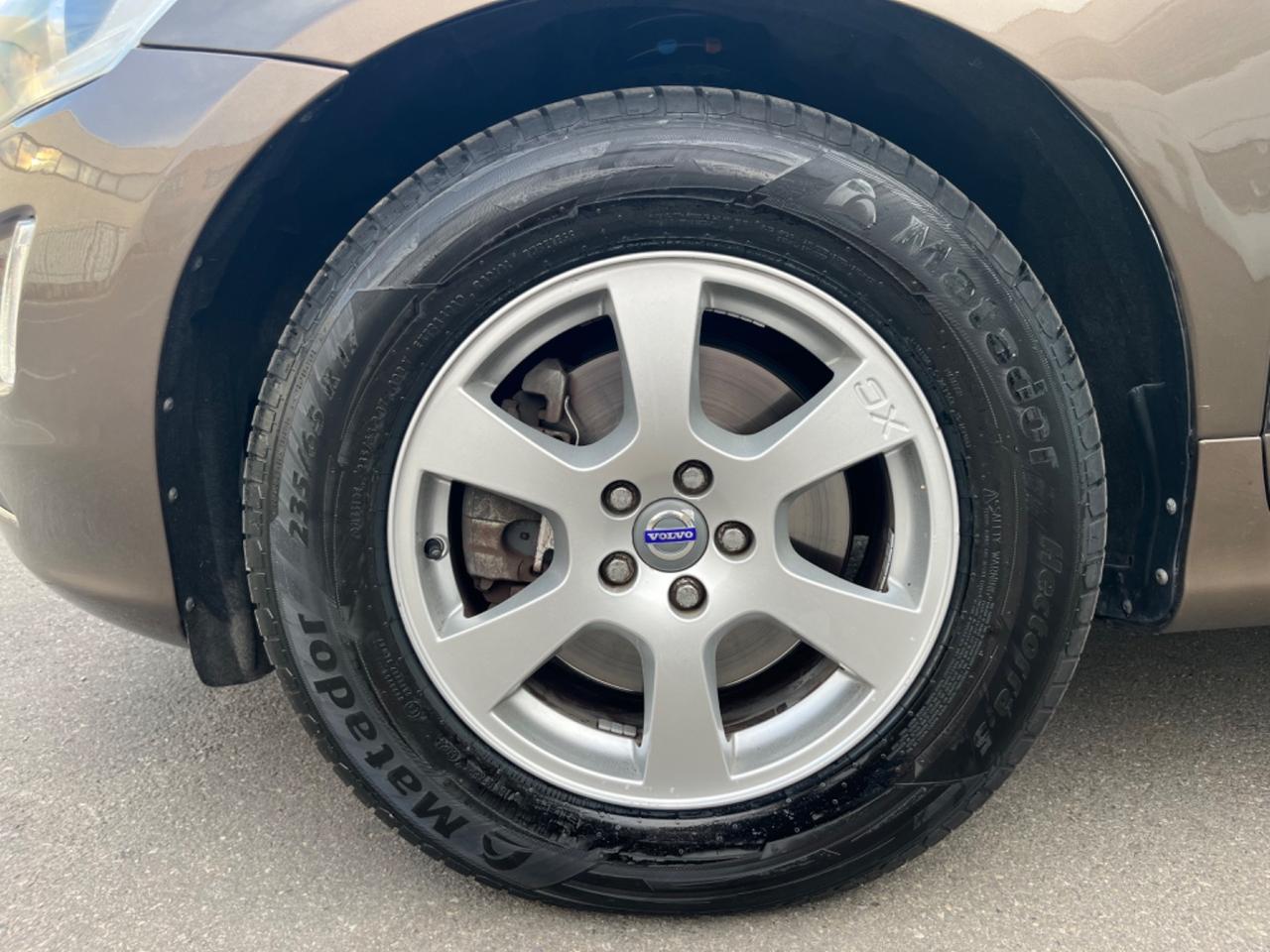 Volvo XC60 2.0d 2014 147.000km autocarro N1 perfetta