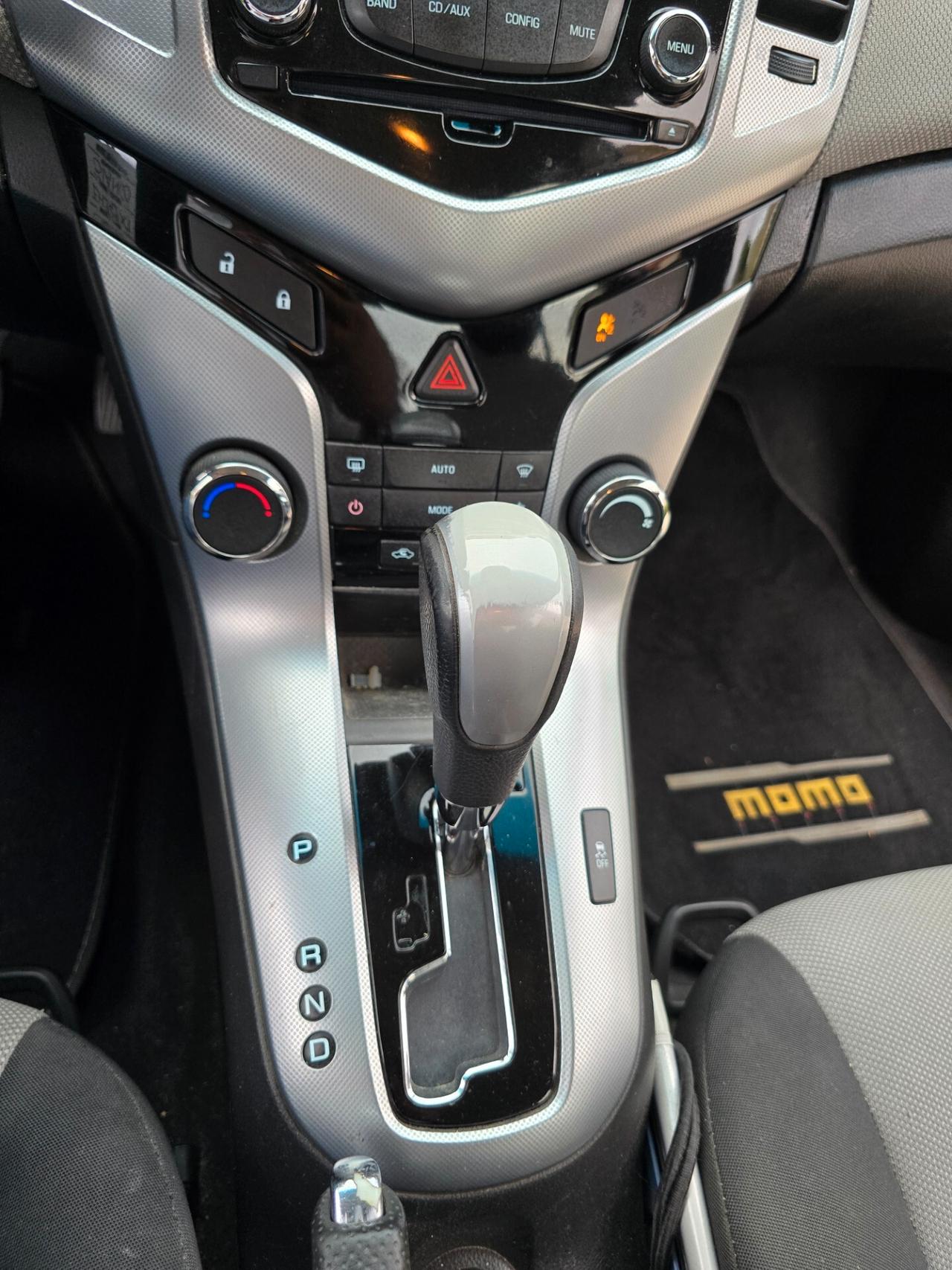 Chevrolet Cruze 2.0 D 163CV Gancio Traino estraibile