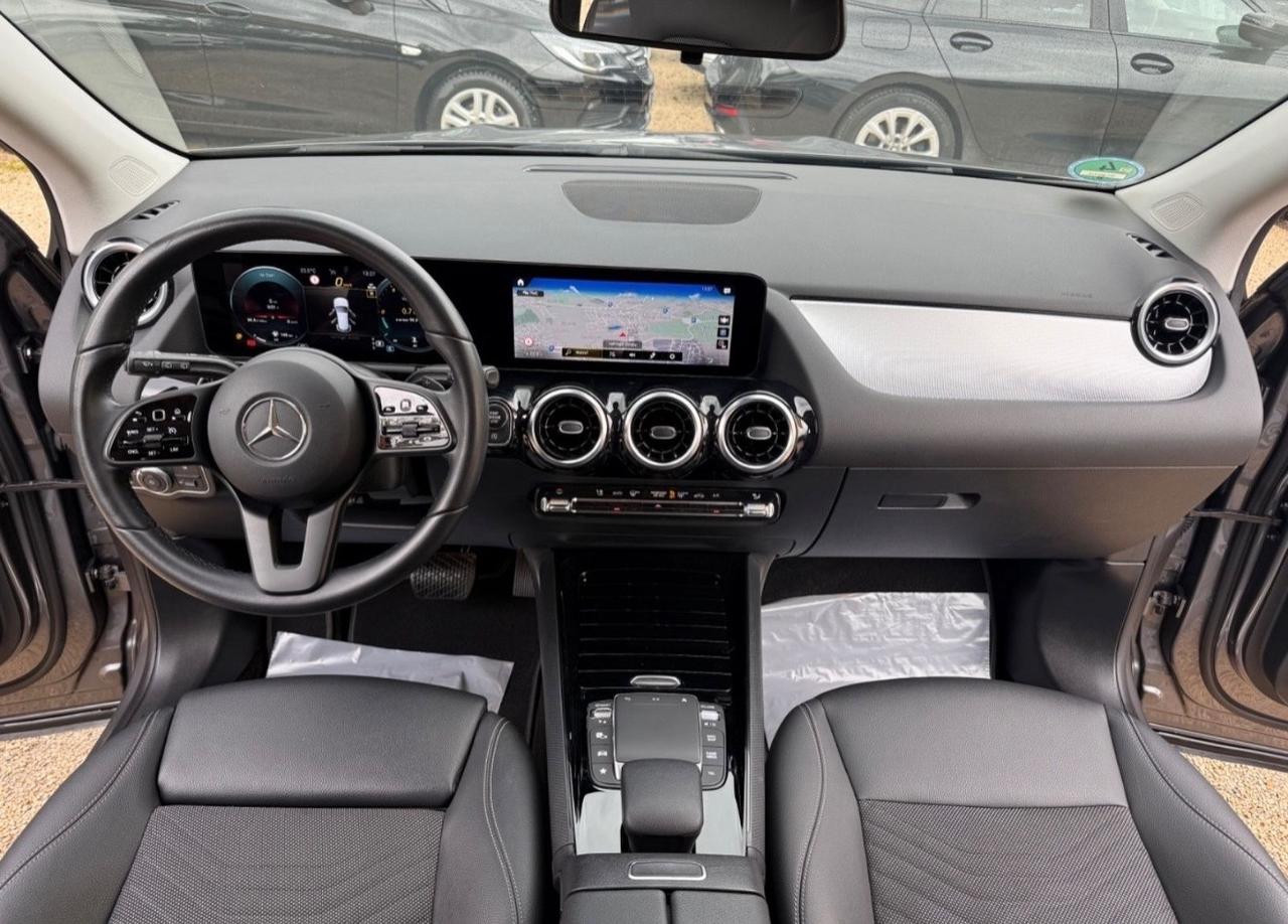 Mercedes-benz Gla 180d Automatic Sport