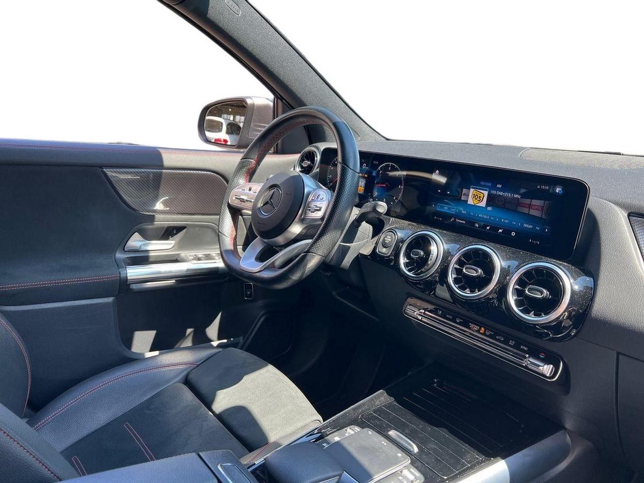 Mercedes-Benz GLA 200 d Premium auto