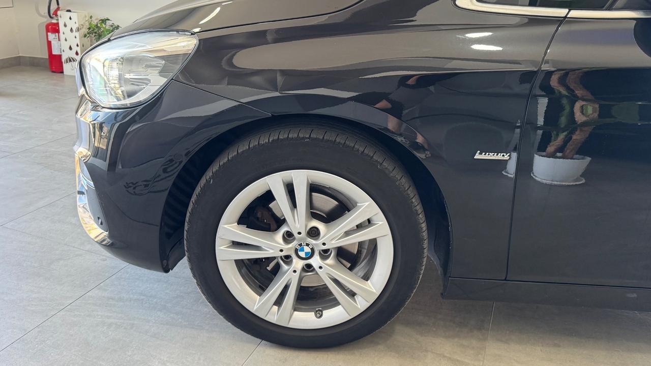 Bmw serie 2 Active Tourer 218d Luxury-2017