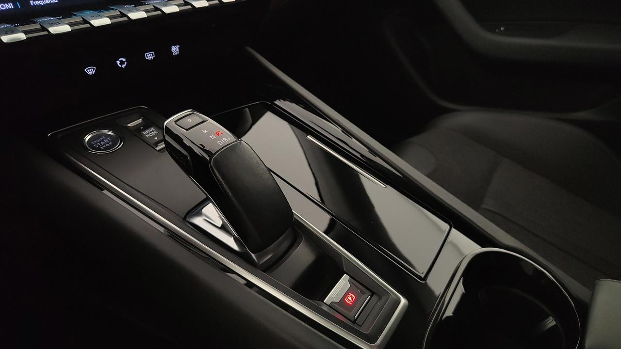PEUGEOT 508 1.6 hybrid phev Allure 225cv e-eat8