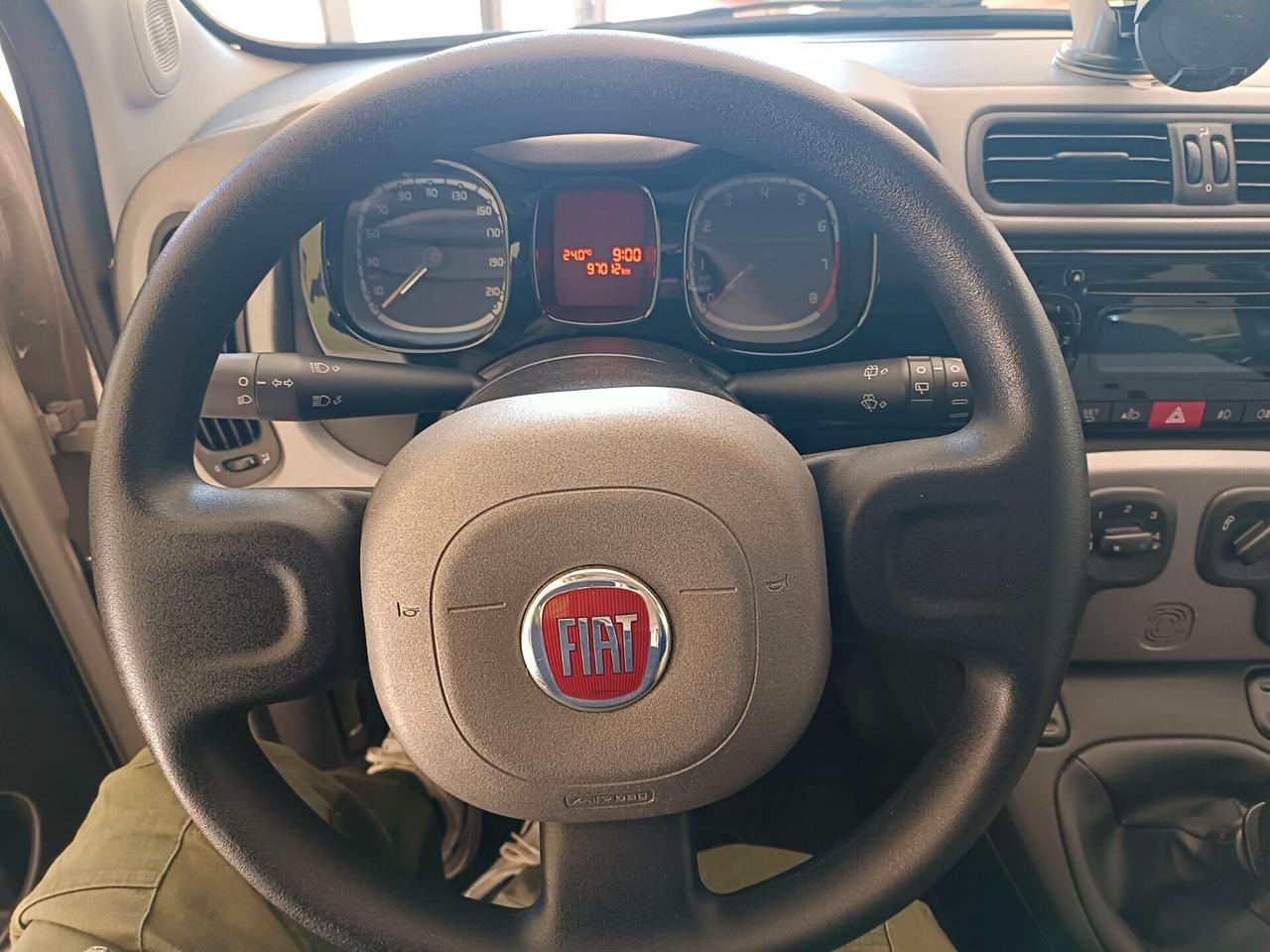 Fiat Panda versione lounge natural power