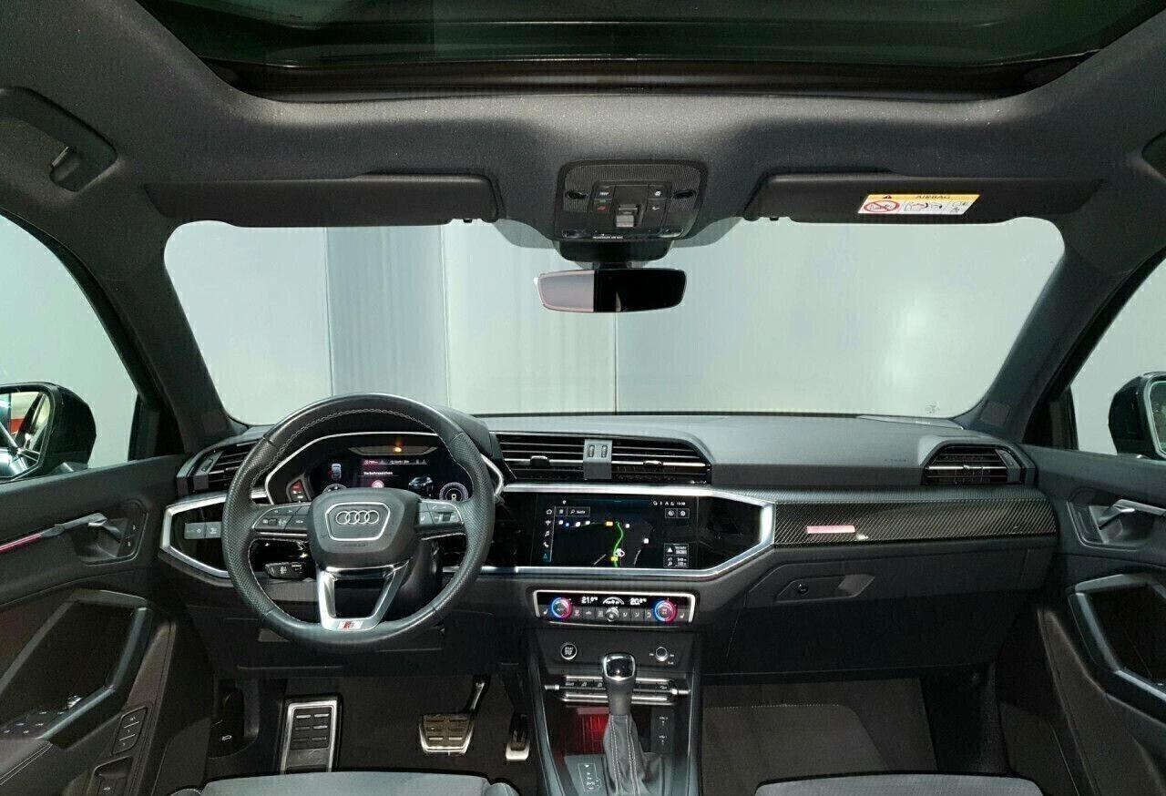 Audi Q3 SPORTBACK 35 TDI QUATTRO S LINE + PANORAMA + R20 + FARI MATRIX + BLACK PACK