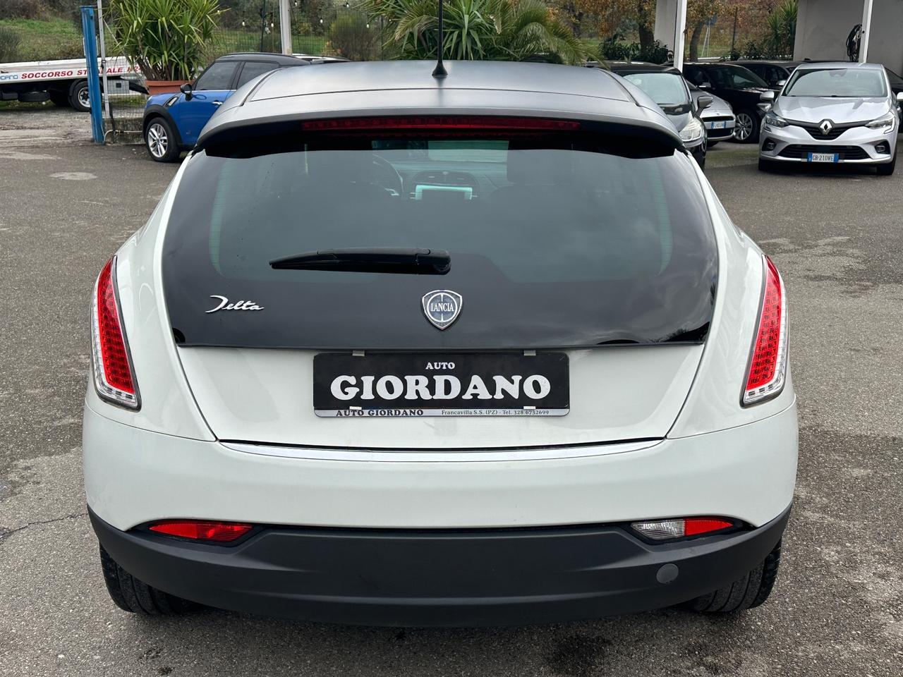 Lancia Delta 1.6 MJT 120 cv bicolor