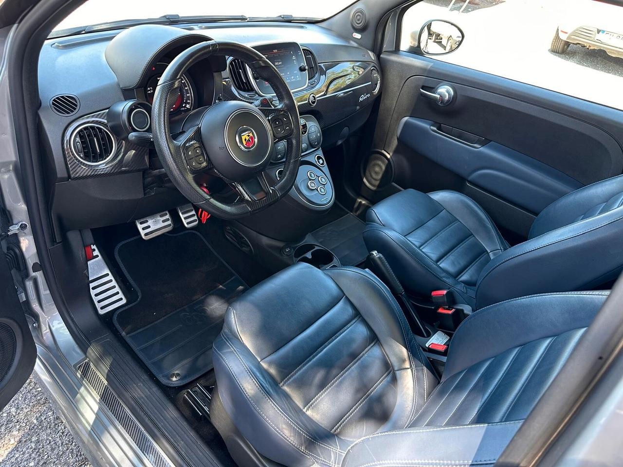 Abarth 695 1.4 Turbo T-Jet Rivale