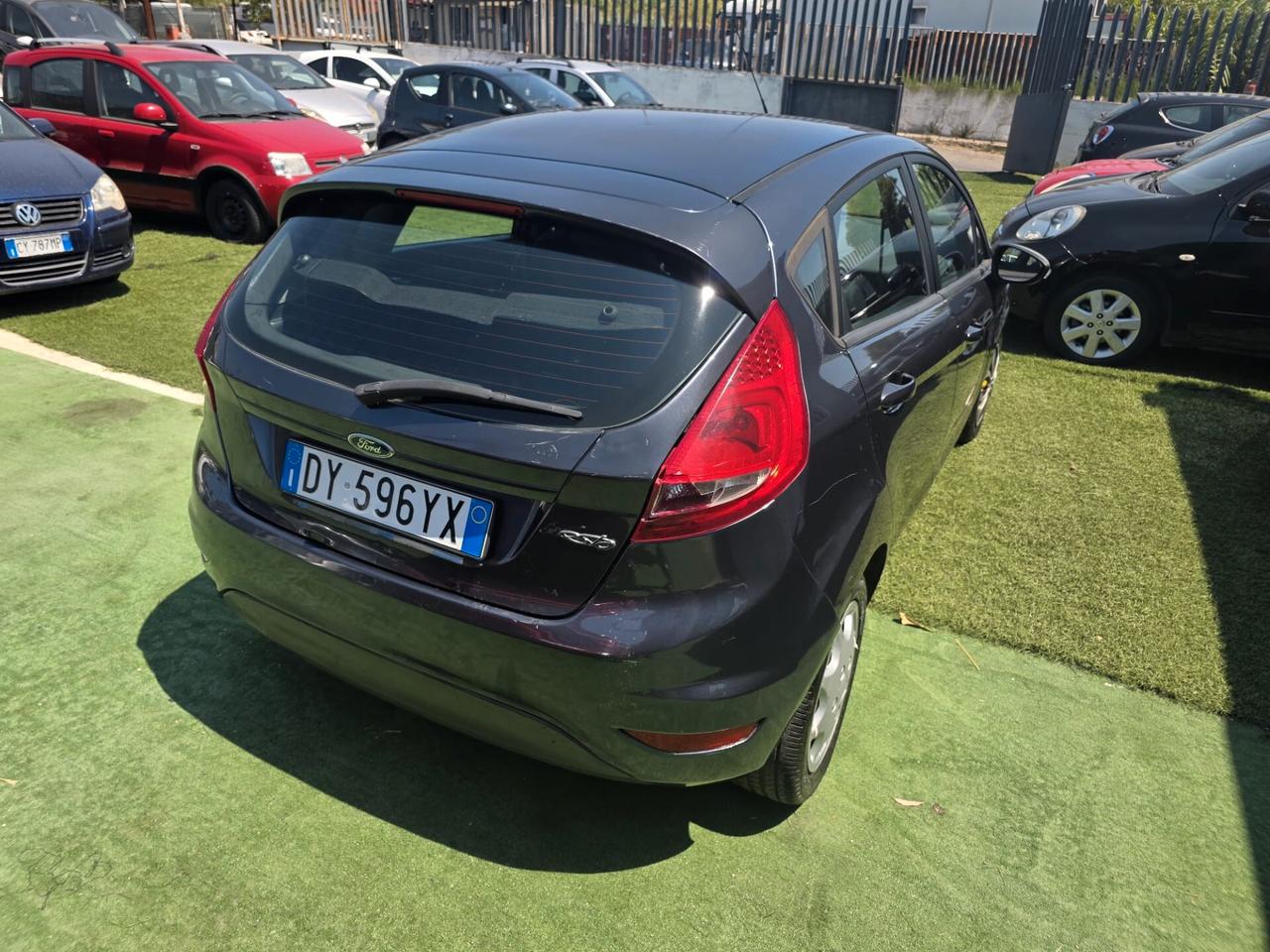 Ford Fiesta 1.2 benzina euro 5 2010