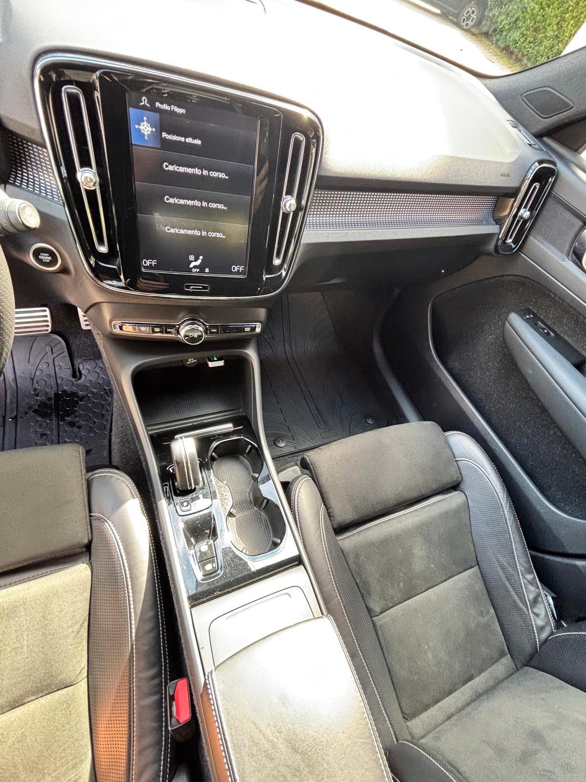 Volvo XC40 D3 R-design