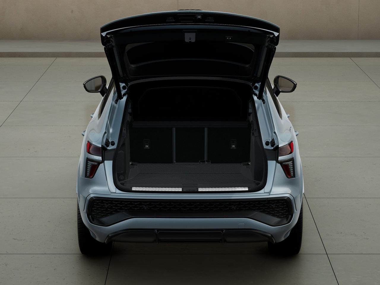 Audi Q3 1.5 e-hybrid business 272cv s-tronic