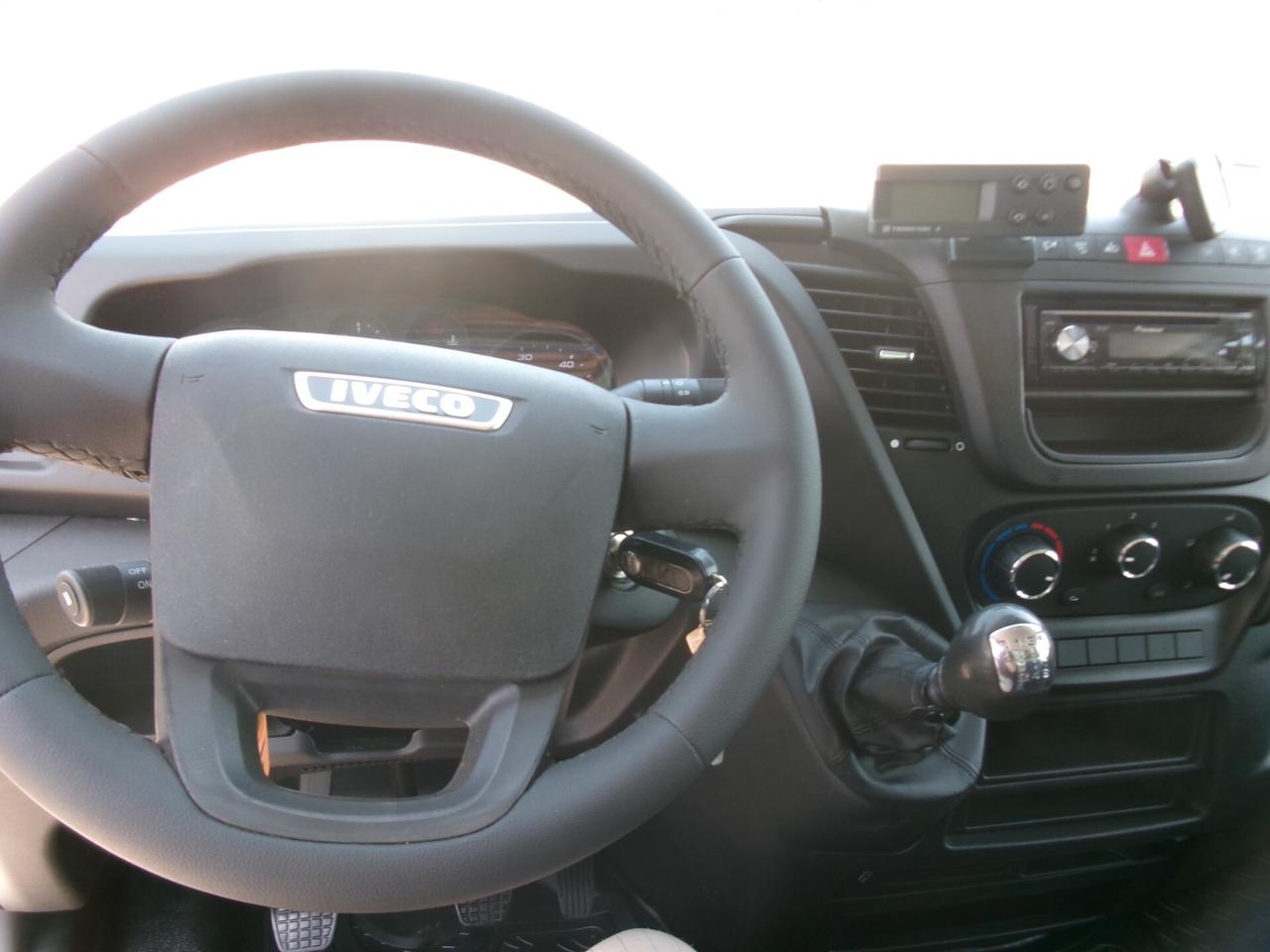 Iveco Daily 35C15 3000 150CV E6 *127000KM* FRIGO ATP FRCX -20° 07/2028 7 PEDANE