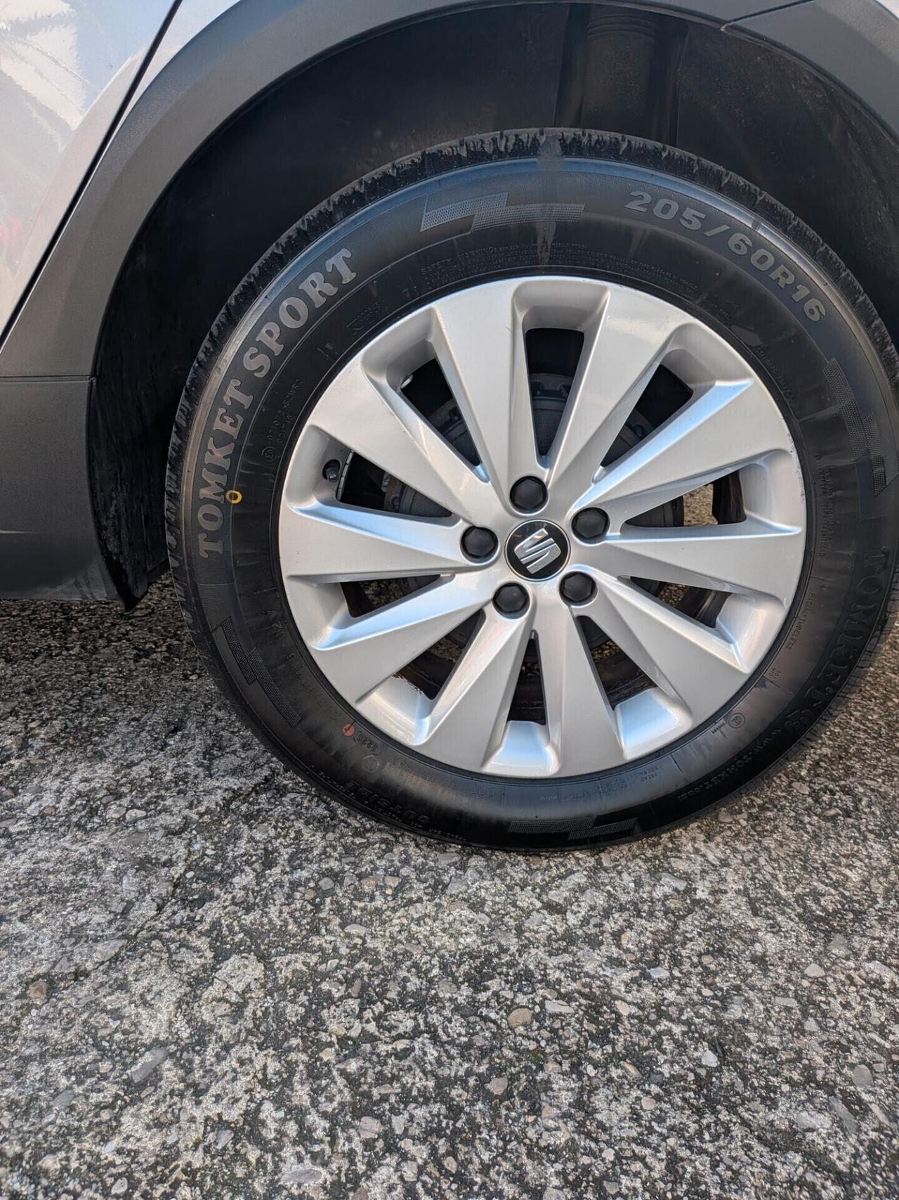 Seat Arona 1.0 TGI Style Metano di Serie