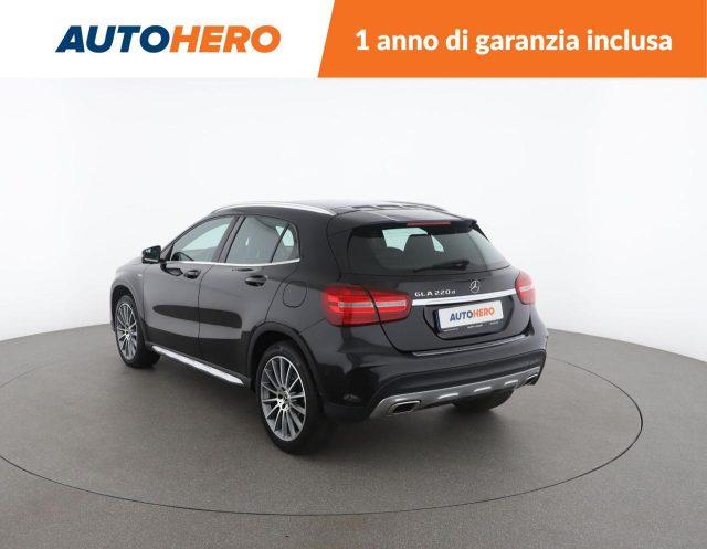 MERCEDES-BENZ GLA 220 d Automatic Premium