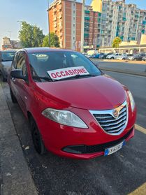 Lancia Ypsilon 1.2 69 CV 5 porte