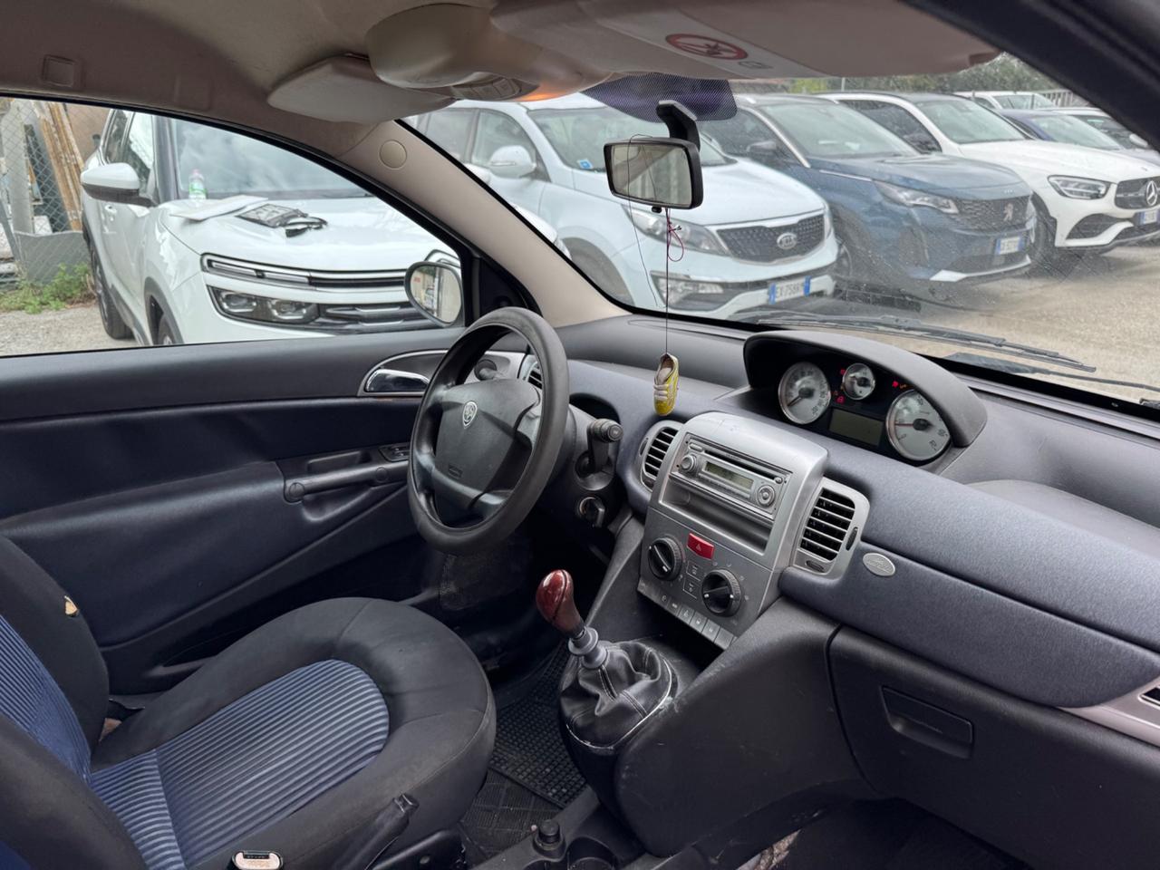 Lancia Ypsilon 1.2 Oro Plus