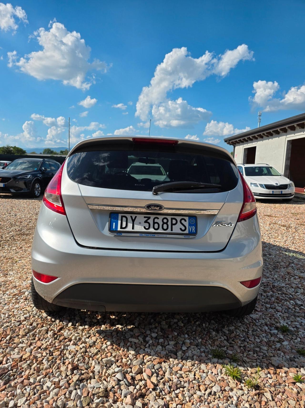 Ford Fiesta 1.4 5 porte Bz.- GPL Titanium