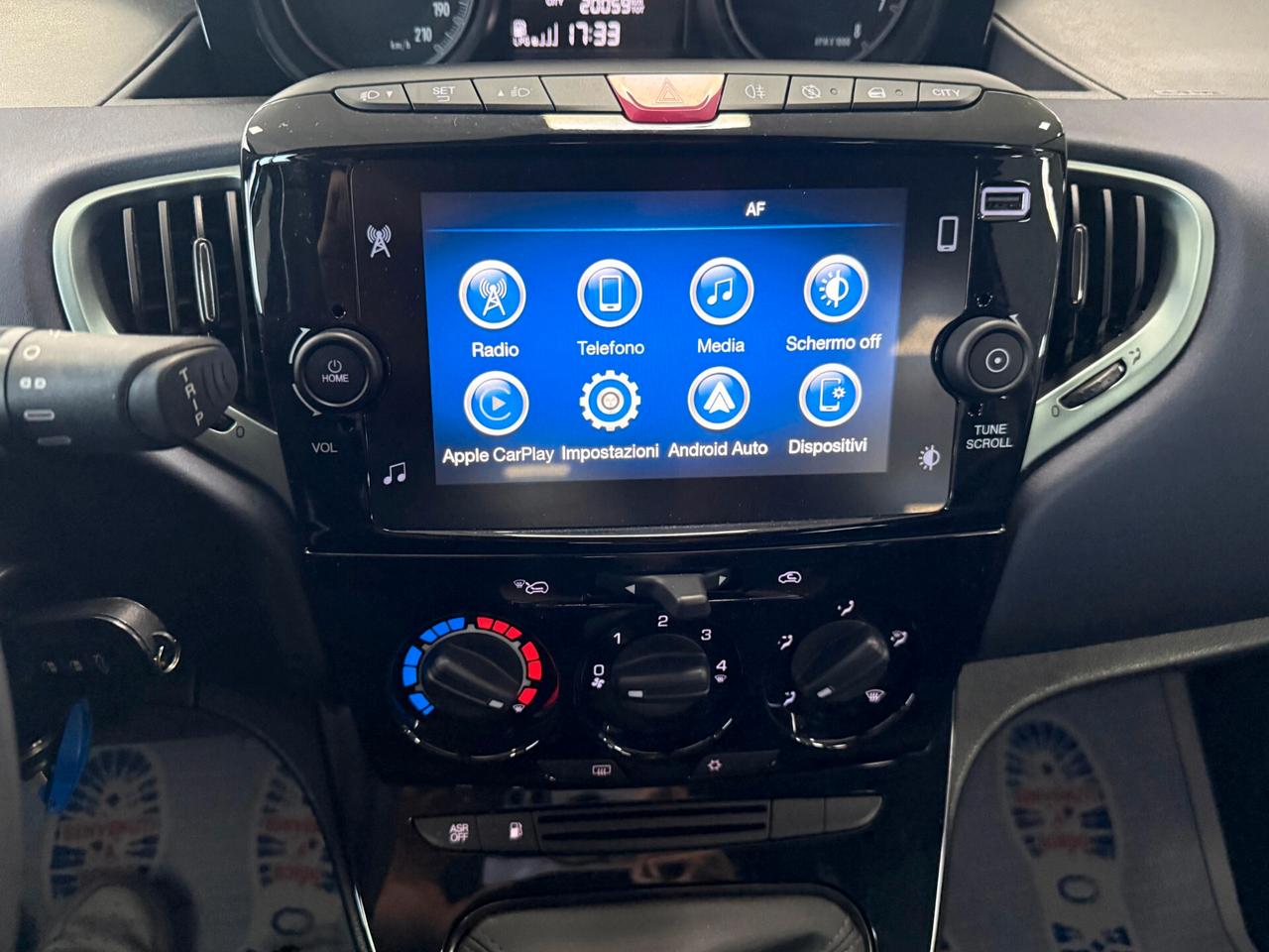 Lancia Ypsilon 1.2 69 CV 5 porte GPL Ecochic