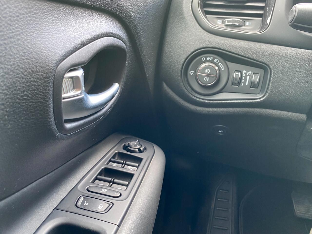 Jeep Renegade 1.3 T4 190CV PHEV 4xe AT6 Limited