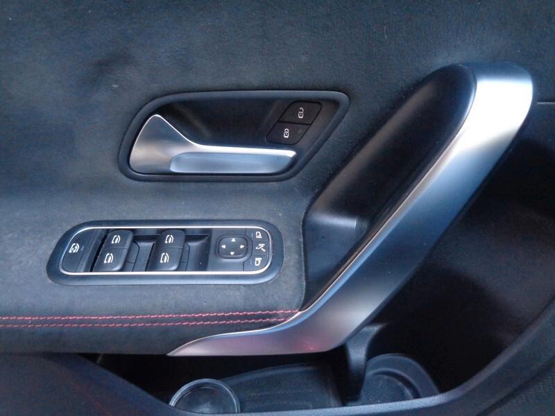 Mercedes-benz A 180 d Automatic Premium