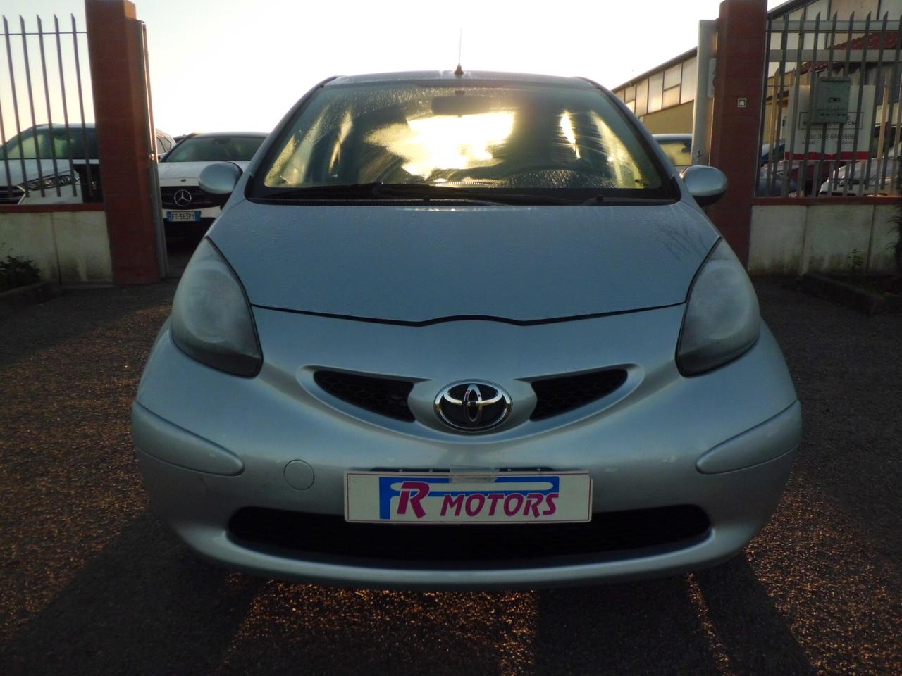 Toyota Aygo 1.0 12V VVT-i 5 porte Blue