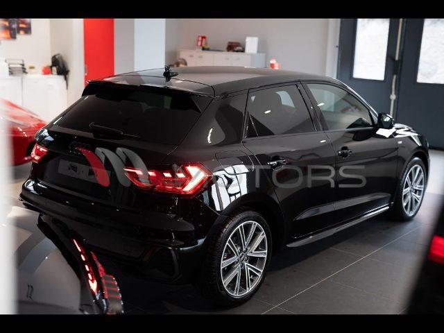 AUDI A1 Sportback 35 TFSI S line Identity Black