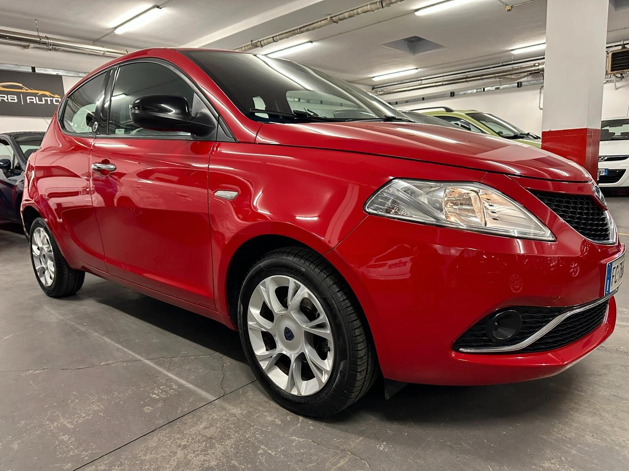 Lancia Ypsilon 1.2 69 CV 5 porte GPL Ecochic Gold