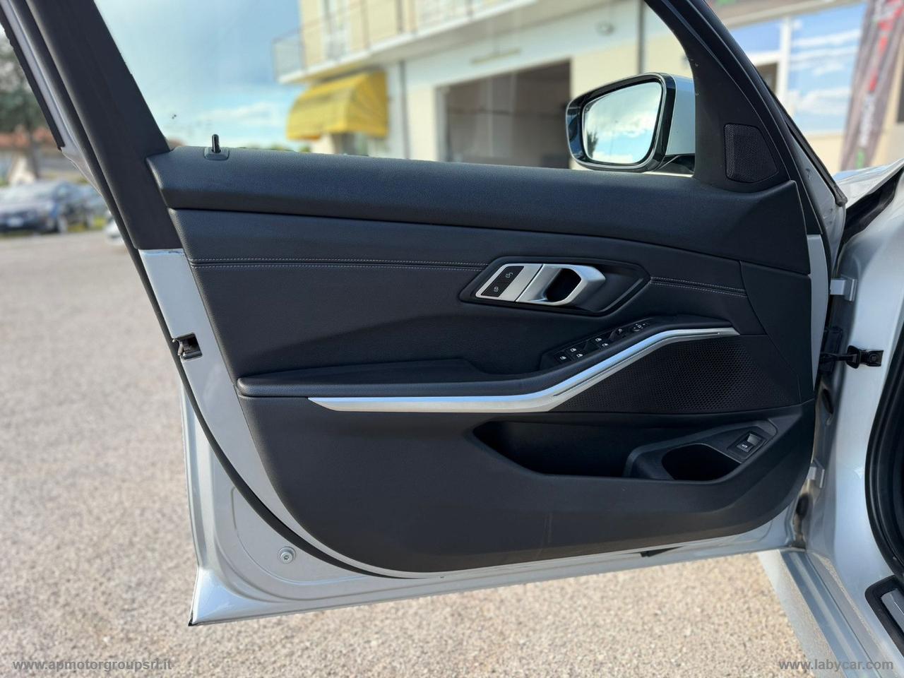 BMW 320d 48V Touring Sport AUTO