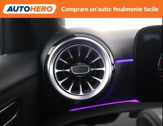MERCEDES-BENZ A 180 d Automatic Premium