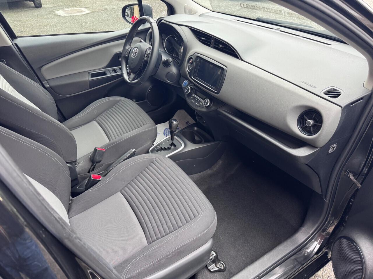 Toyota Yaris 1.5 Hybrid 5 porte Active