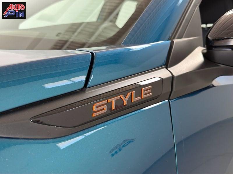 Peugeot 2008 Hybrid 145cv e-DCS6 Style auto