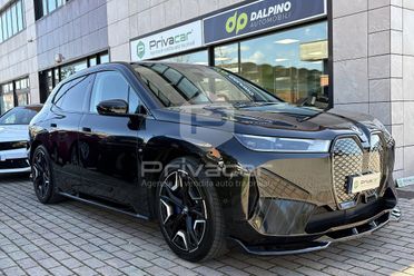 BMW iX xDrive 40 Pacchetto Sportivo