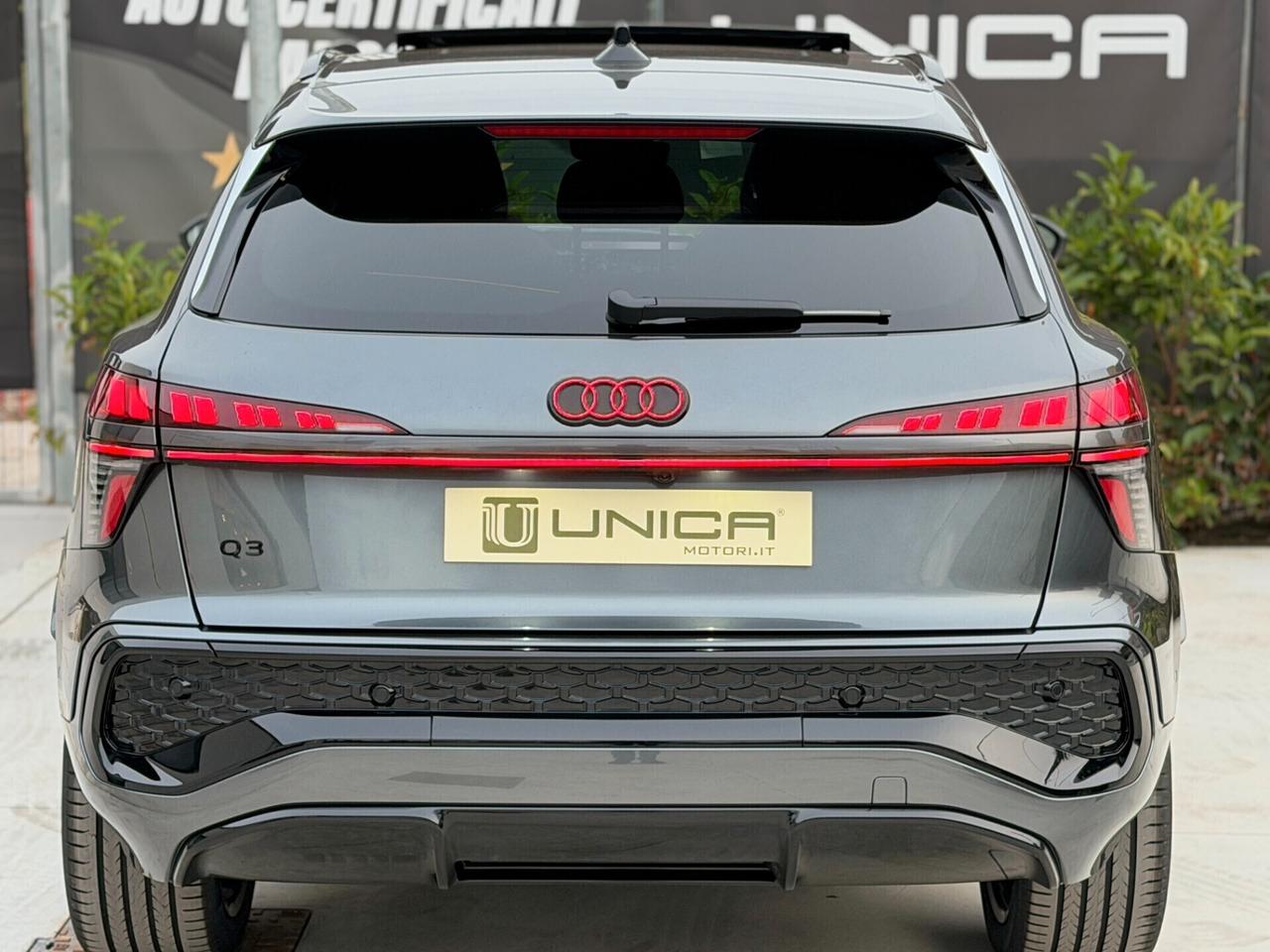 Audi Q3 1.5 TFSI mhev 150 cv S-Tronic S-Line IVA ESPOSTA PRONTA CONSEGNA