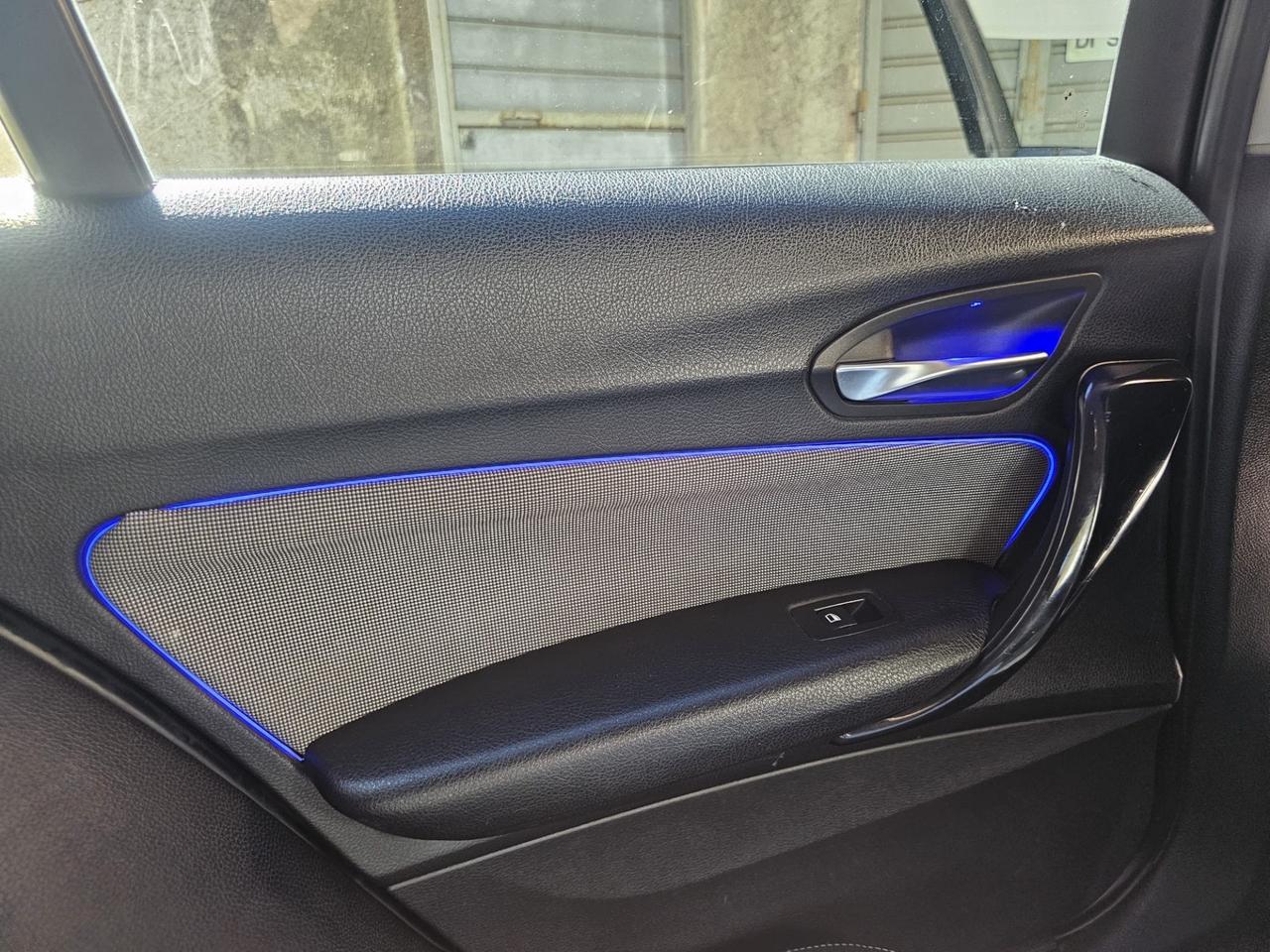 BMW 118d Cambio Automatico Xenon Navi clima PDC