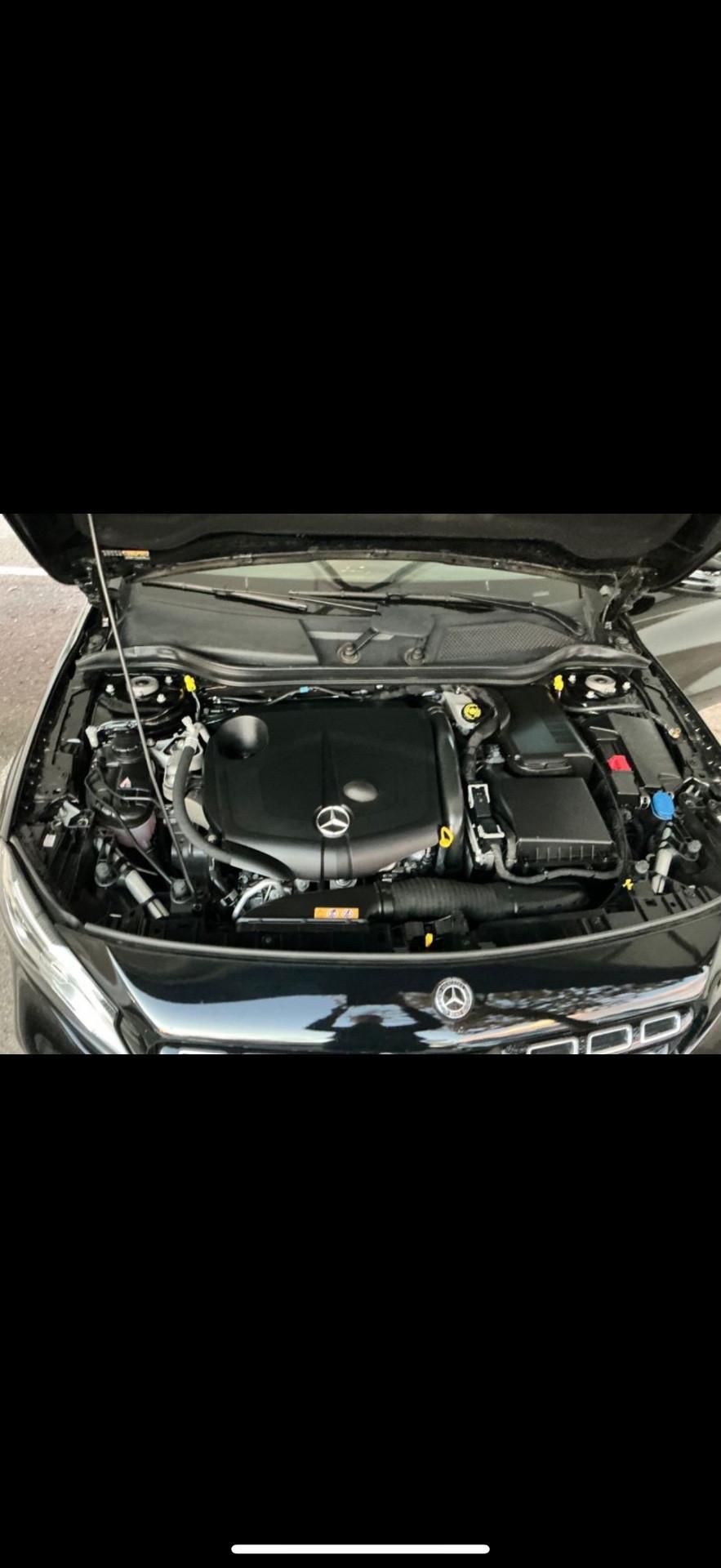 MERCEDES-BENZ GLA 200 D GLA 200d AMG NIGTH EDITION