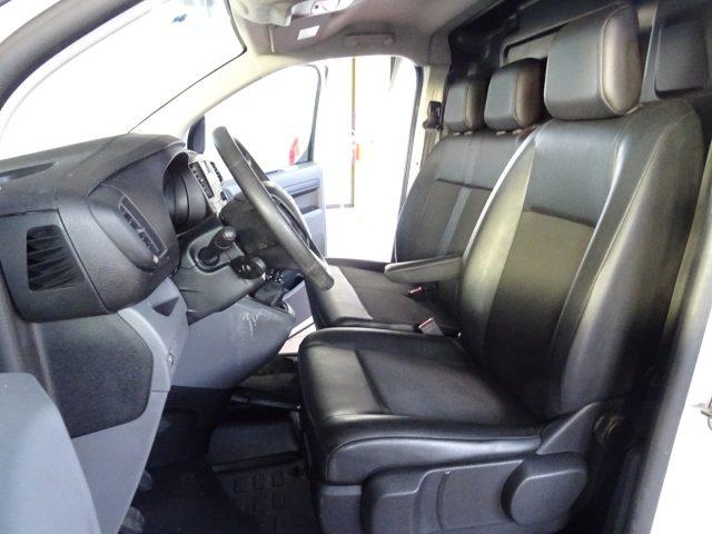 TOYOTA Proace 2.0D 122CV S&S Compact 14Q Active