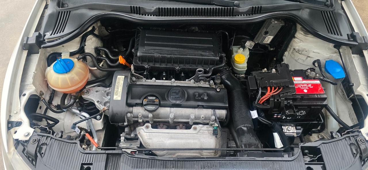 Seat Ibiza 1.2 70 CV 5p. Vendo con.passagio conpreso occasione più revisione x2 anni