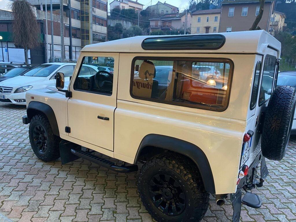 LAND ROVER Defender 90 2.2 TD4 Station Wagon n1