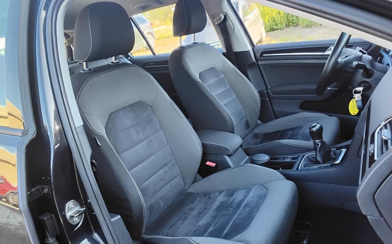 Volkswagen Golf 1.6 TDI DPF 5p. Highline