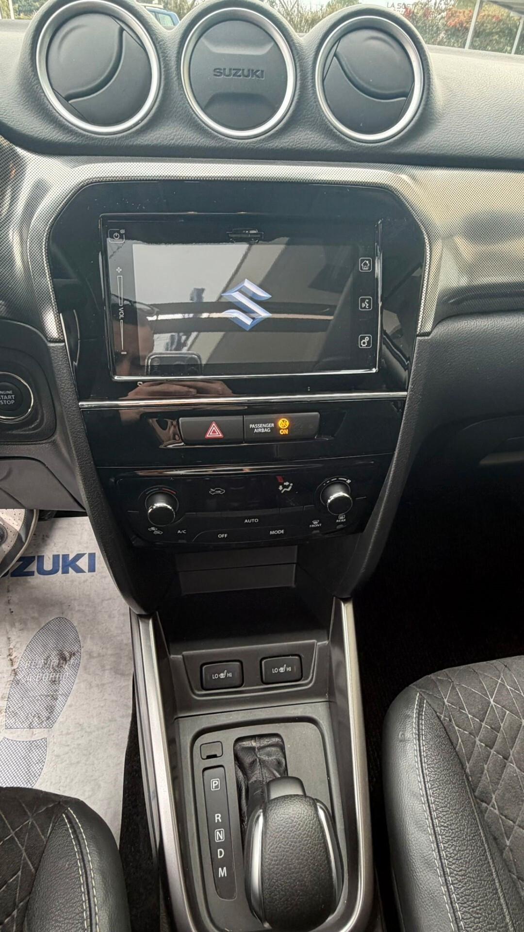 Suzuki Vitara 1.5 140V Hybrid A/T Starview