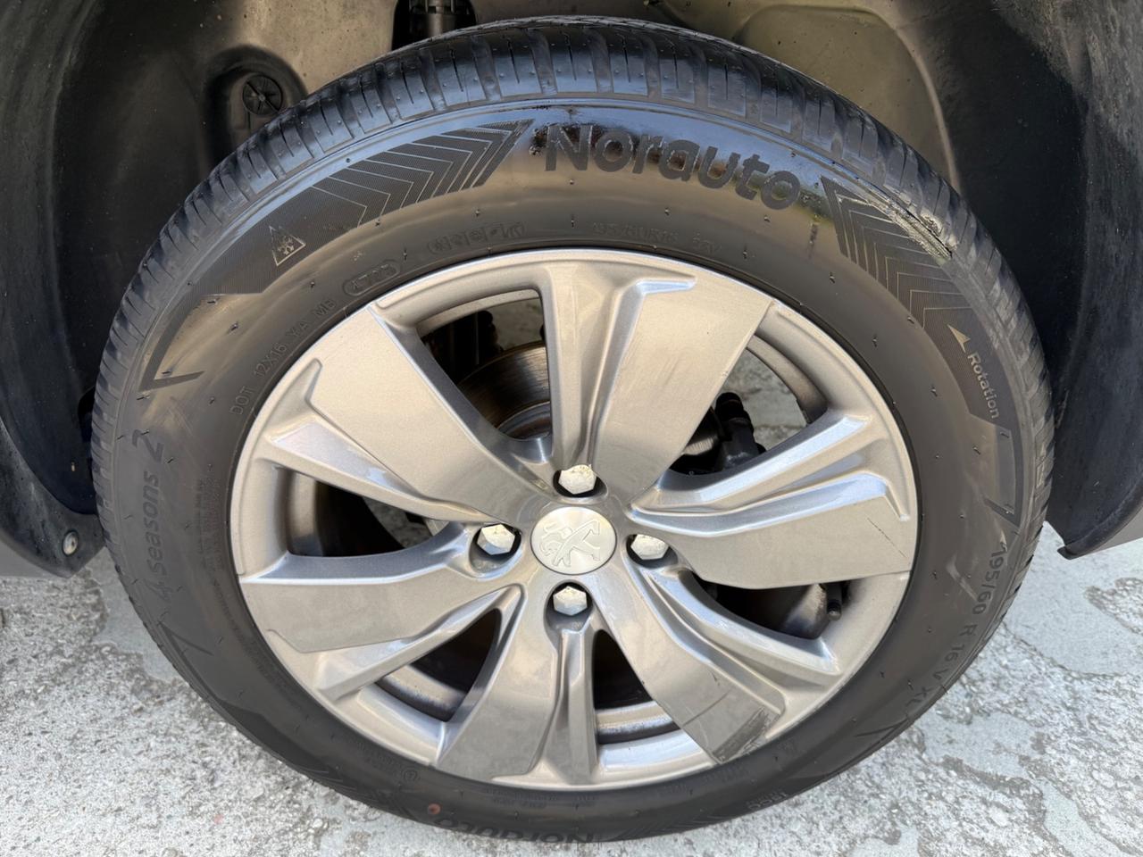 Peugeot 2008 1.2 Benzina Unico prop. 2019 FULL OPT