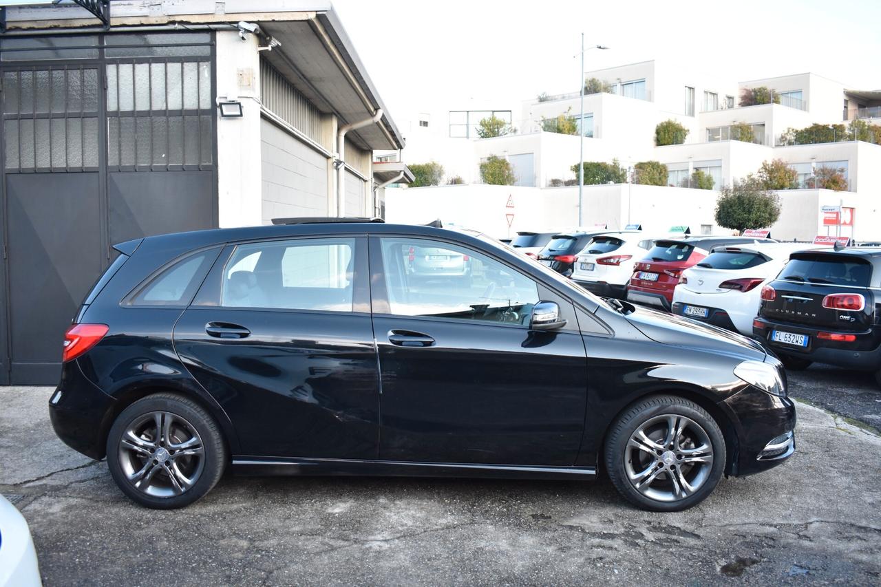 Mercedes-benz B 180 Cdi 94.000 Km TETTO/PELLE/NAVY