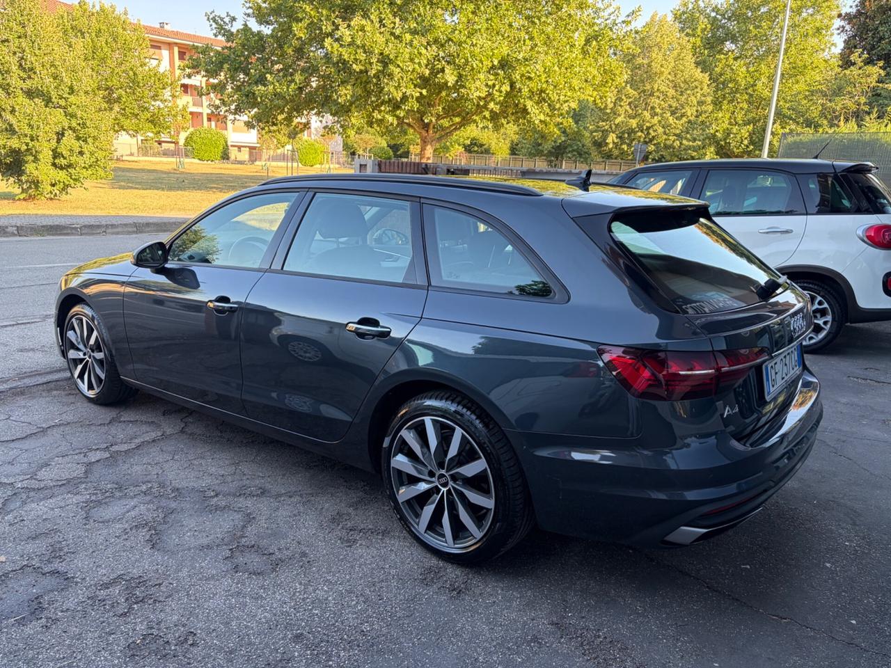 Audi A4 Avant 35 TDI/163 CV S tronic Business Advanced