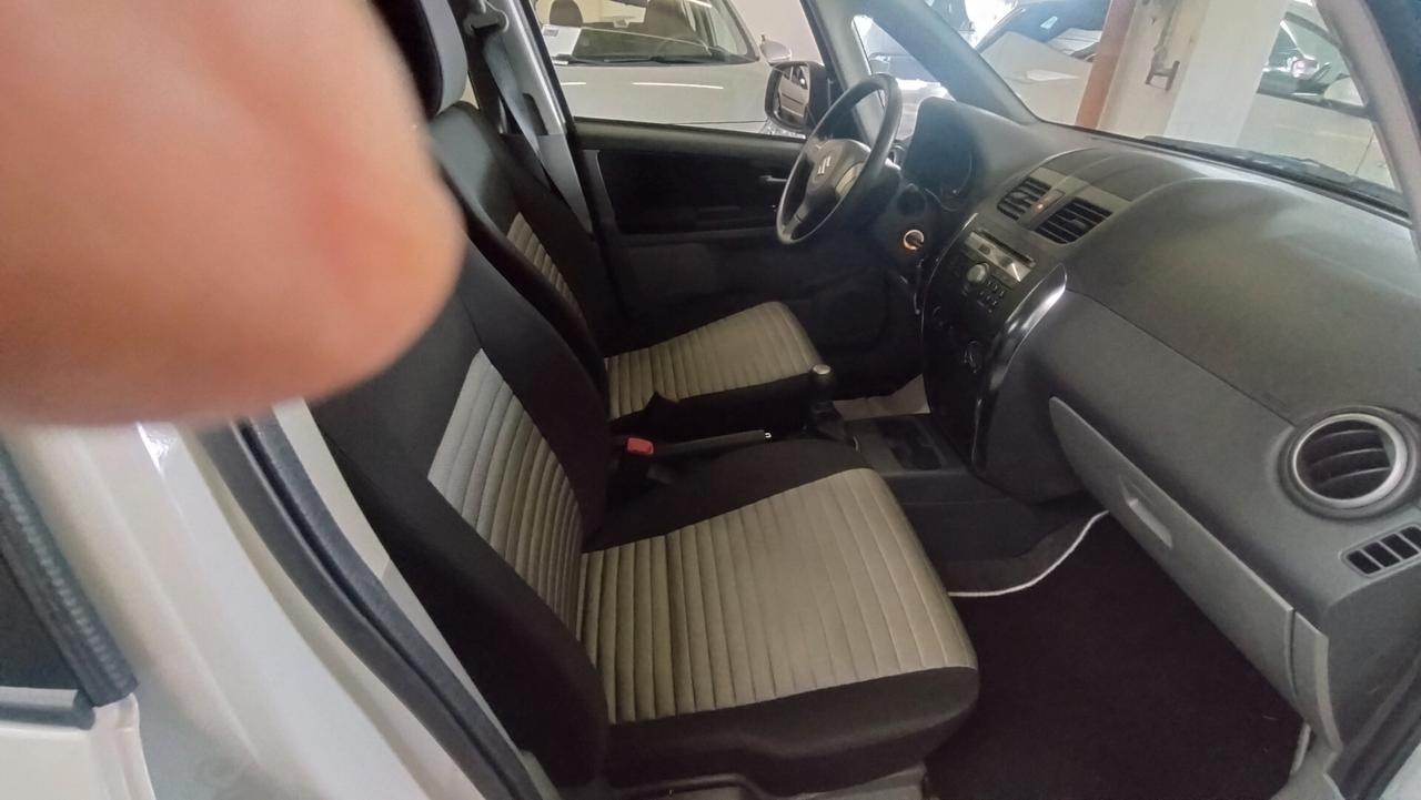 Suzuki SX4 1.5 16V Outdoor Line GL