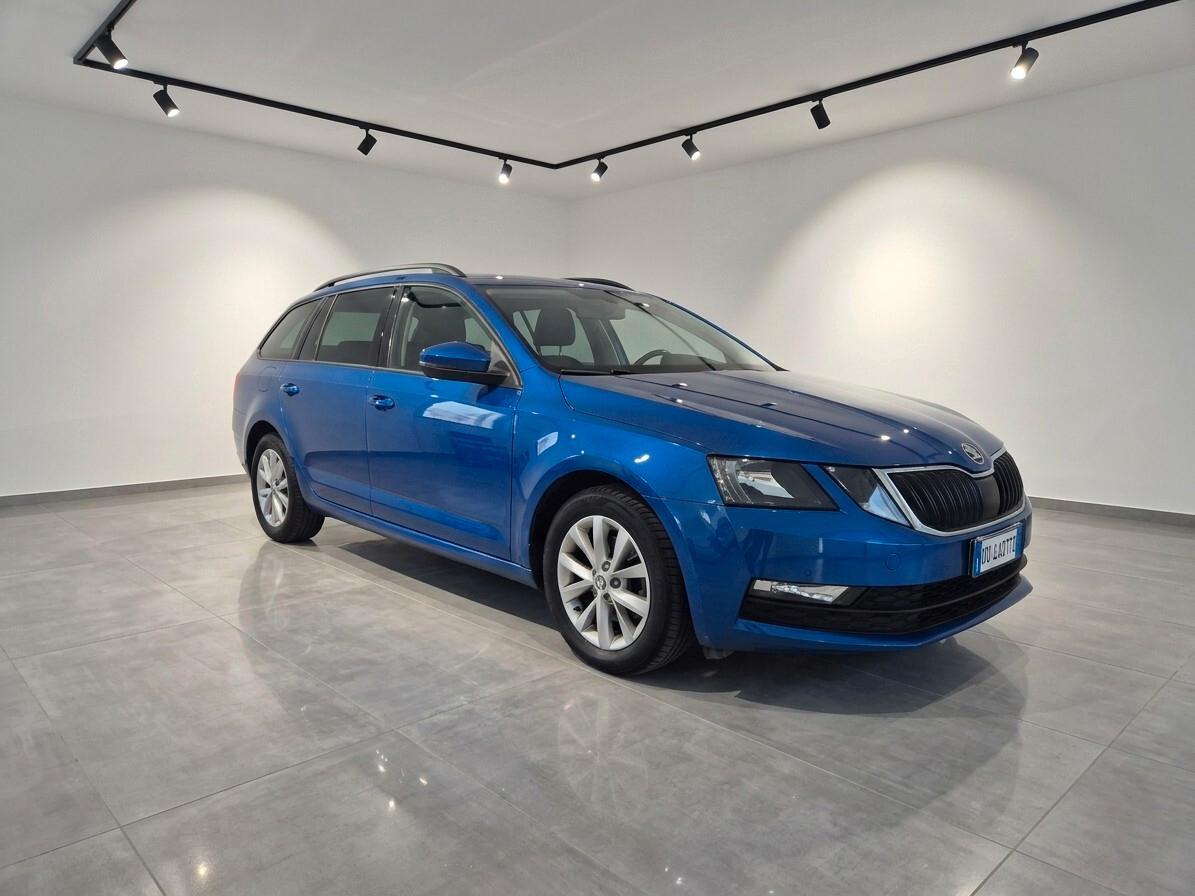Skoda Octavia 1.5 DSG Wagon Executive G-Tec GANCIO TRAINO