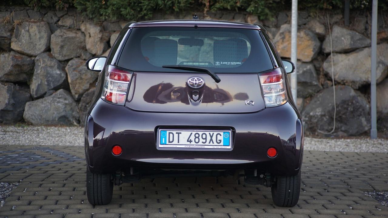 Toyota iQ 1.0 Multidrive