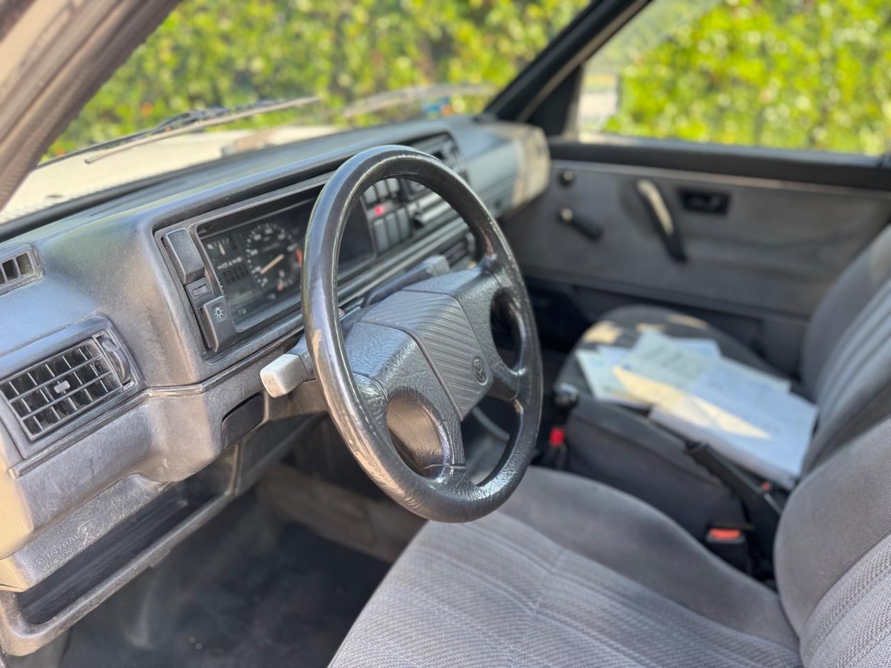 Volkswagen Golf 1600 cat 5 porte GL
