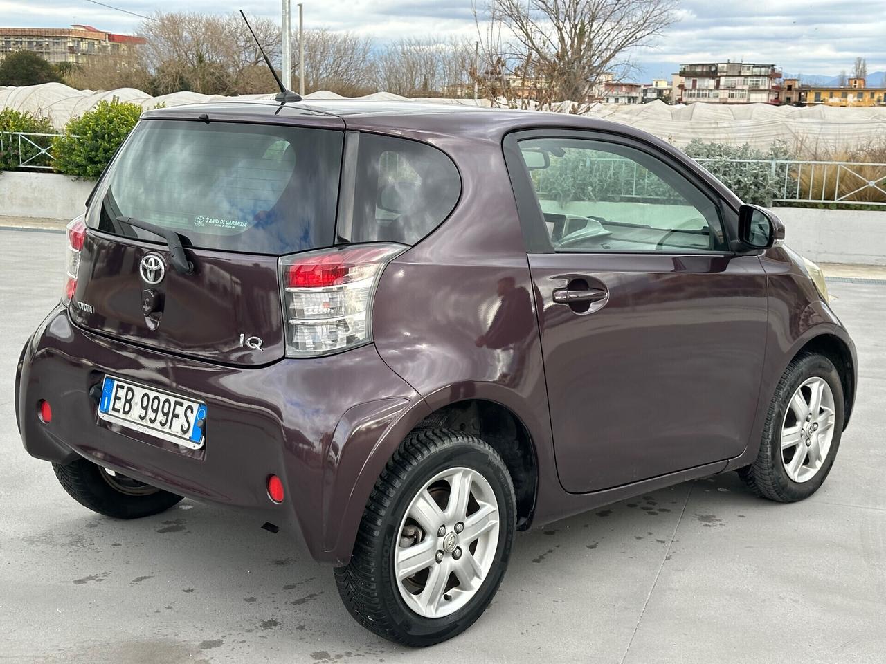 Toyota iQ 1.0