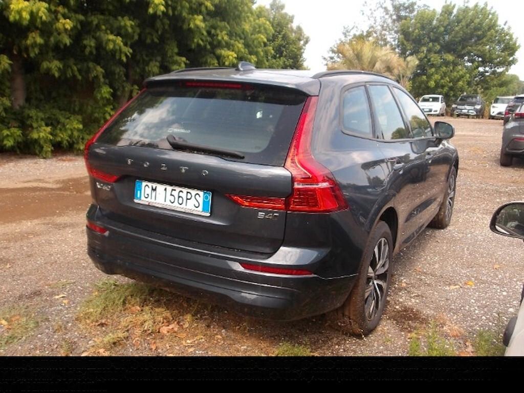 VOLVO XC60 2.0D 197CV B4 (D) AUTOMATIC AWD BUSINESS ( FARI LED - COCKPIT - CRUISE - MIRROR - SENSORI POST. - CERCHI 19 )