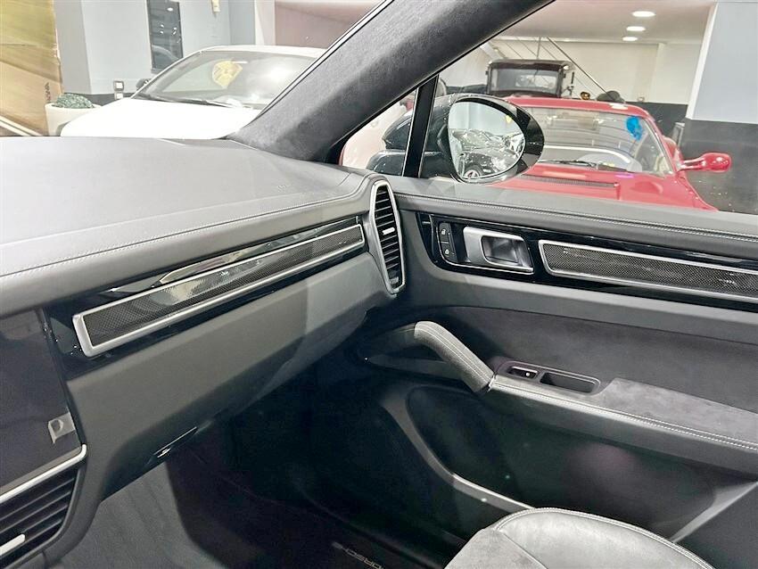 Porsche Cayenne 4.0 GTS