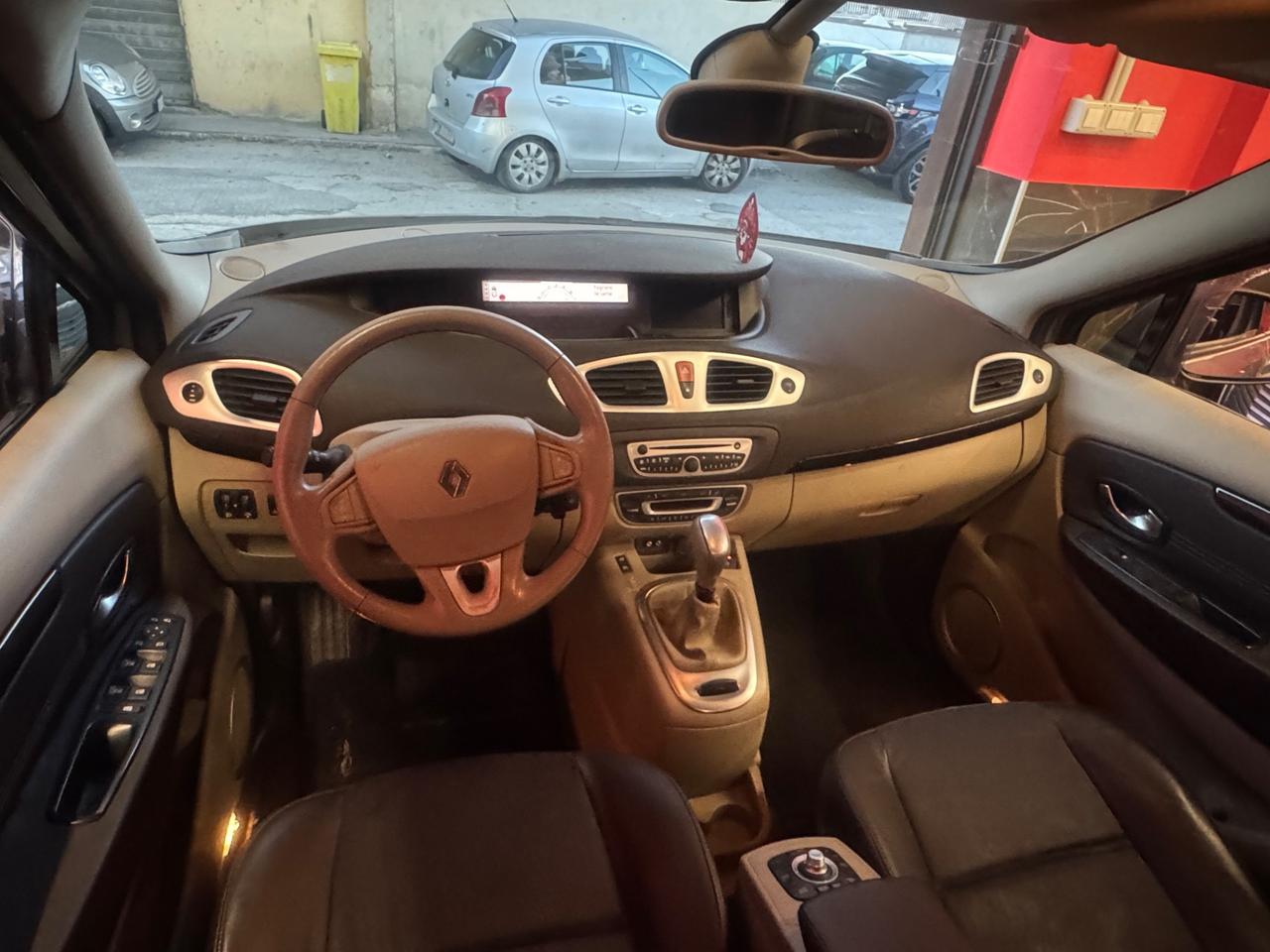 Renault Scenic Scénic X-Mod 1.5 dCi 110CV EDC Luxe automatico