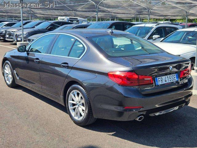 BMW 530 Berlina 530d xdrive Business 249cv auto - FR415SE